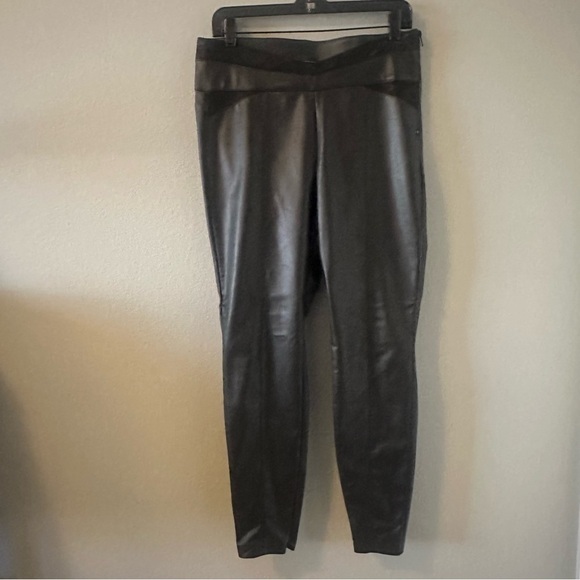 ZARA Vegan Leather Leggings Womens L High Waist Ankle Zip - Picture 6 of 10